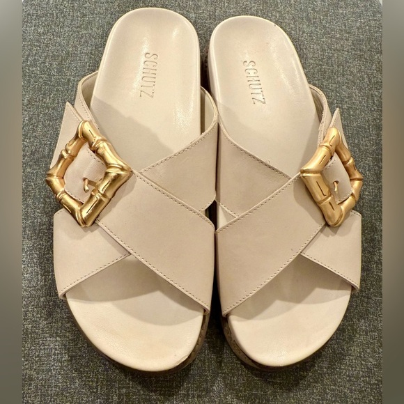 Schutz Enola Crisscross Buckle cream-gold Leather Sandals/size 8B - Picture 2 of 12
